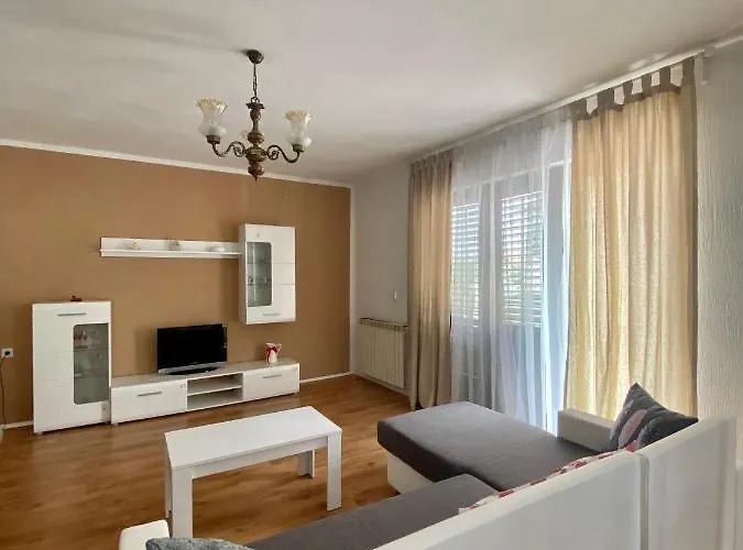 Apartman Mira